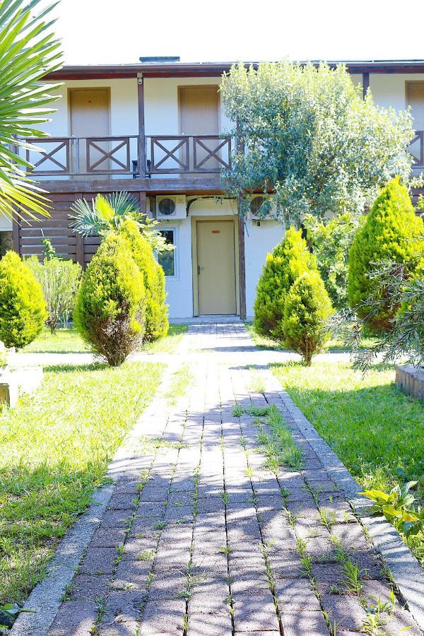 Guest House Alashara Pizunda Luaran gambar